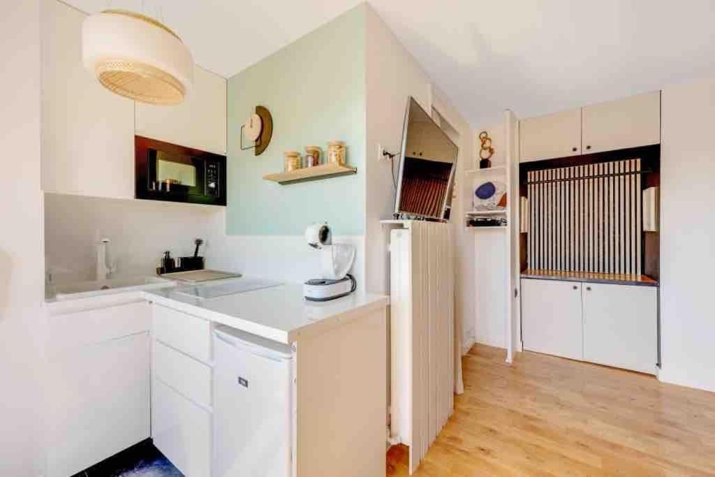 Appartement Panorama - A Seulement 15 Minutes Des Champs-Elysees Clichy Exteriör bild