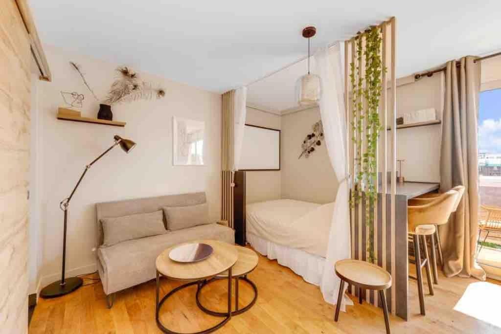 Appartement Panorama - A Seulement 15 Minutes Des Champs-Elysees Clichy Exteriör bild